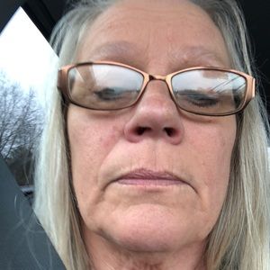 Meet your Posher, Polly